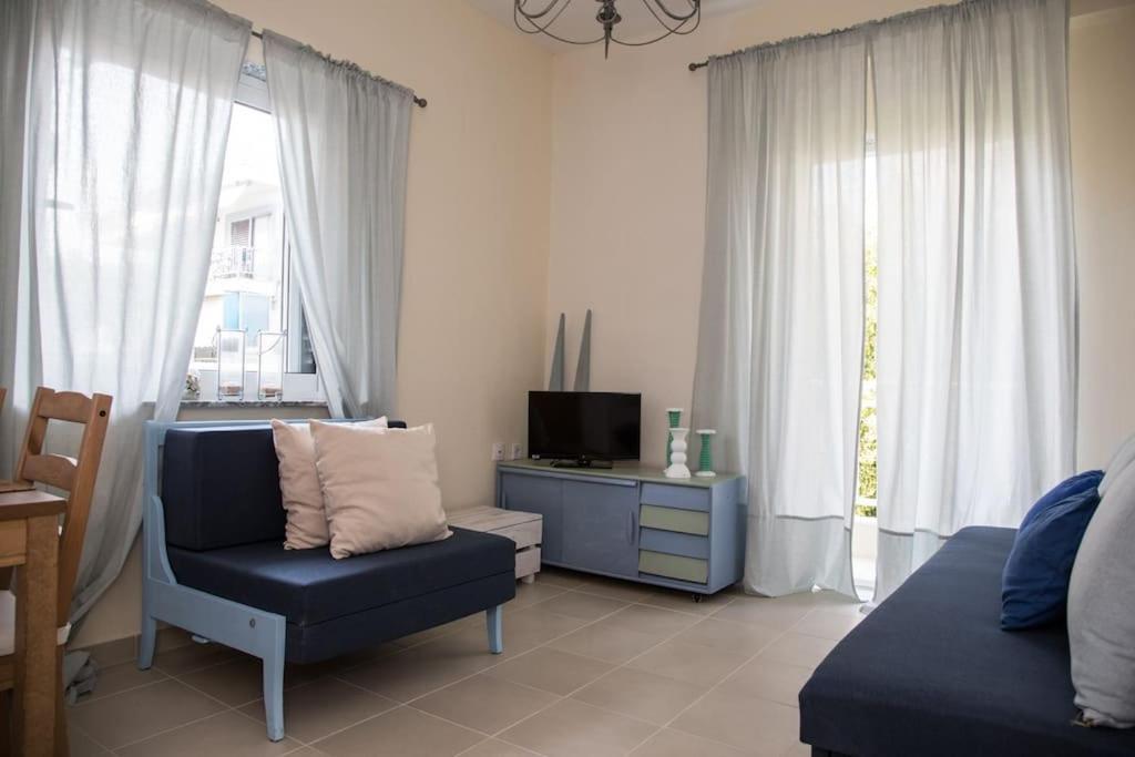 Apartment Blue Theros