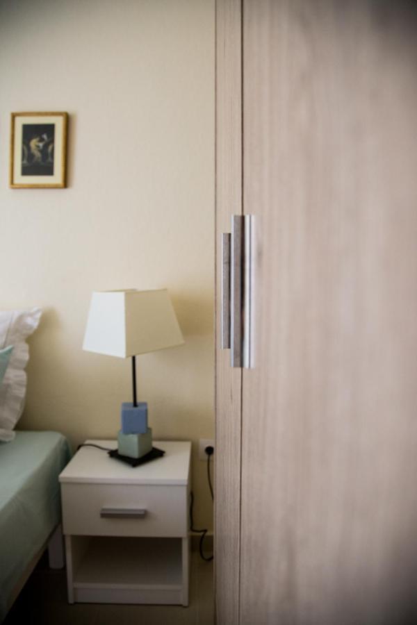 Blue Theros Apartment *